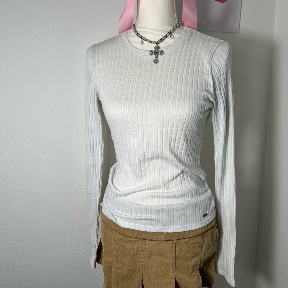 Hollister Y2K White Eyelet Long Sleeve Thermal Top Womens Size Medium - Picture 2 of 6